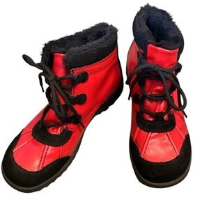 Canadian Design Wanderlust Caitlin Red Patent Faux Fur Lined Booties, Size 7